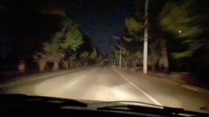 La ruta al aeropuerto de Bariloche está sin luz y se multiplican las quejas