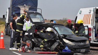 Accidente con heridos de gravedad en Choele Choel. Fotos: Jorge Tanos

