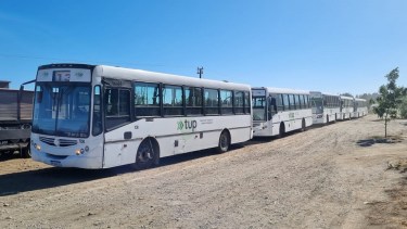 La empresa Mi Bus pidió una revisión tarifaria para llevar el boleto a 162 pesos. Archivo