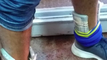 Intentó cruzar la frontera con US$ 40.000 dólares encintados en su cuerpo