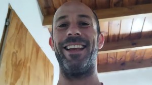 Murió turista español que cayó de un acantilado mientras posaba para una foto en Mar del Plata