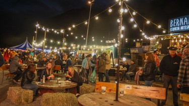 La base del cerro Catedral tendrá food truck con las principales fábricas de la región y música. Gentileza