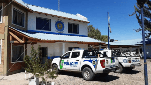 Secuestraron armas, municiones y marihuana en tres viviendas de Allen