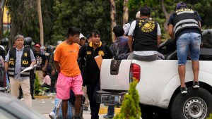 Perú: siguen las protestas y en Lima desalojan universidad que albergaba a manifestantes