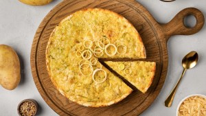 Lucite con esta tarta de papas y puerros