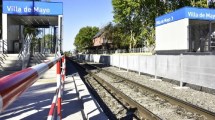 Imagen de La tiraron a las vías del tren al robarle el celular y perdió un pierna