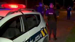 Un argentino fue baleado por delincuentes en la puerta de un restaurante en Uruguay
