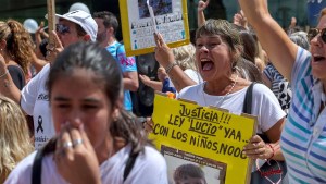 Masiva movilización acompañó la lectura del veredicto en el juicio por el crimen de Lucio Dupuy