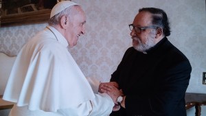 El decano de la UCA sobre el libro que analiza los archivos de la Iglesia durante la dictadura: «Fue como un cierto descenso a los infiernos»