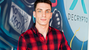 Becker: “El mundo de las criptomonedas sale fortalecido de la crisis de 2022”