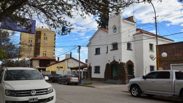 Detuvieron a un hombre mientras intentaba robar cobre de una propiedad, en Regina (Foto Néstor Salas)