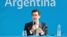 Imagen de El kirchnerismo presiona a Alberto Fernández, pero en su entorno advierten que aún no definió si será candidato