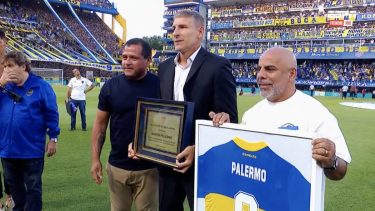 Palermo junto a sus dos excompañeros, Delgado y Serna.