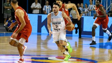Campazzo fue la figura con 13 puntos y 11 asistencias. (Foto: @CABB)