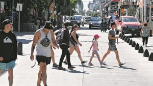 Voces a favor y en contra del cambio de sentido de la calle Mitre de Bariloche