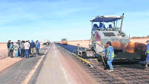 Omar Gutiérrez anunciará el peaje para las rutas que van a Vaca Muerta en marzo