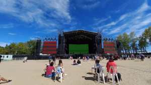 Fiesta de la Manzana 2023: Bizarrap y Emilia ya están en Roca y prueban sonido para esta noche