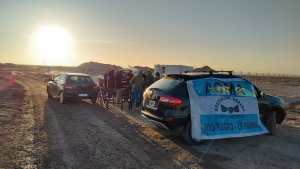 Protesta en la planta de arenas de Allen: con vigilia nocturna, trabajadores siguen el reclamo