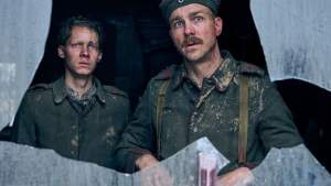 Cómo es «Sin novedad en el frente», el libro que inspiró al film que compite con «Argentina,1985»