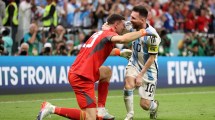 Imagen de ‘Dibu’ Martínez reveló una charla que tuvo con Messi en la previa a los premios The Best