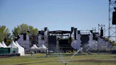 Comienza la Fiesta de la Confluencia 2023, ¿habrá viento para esta noche?. Foto: Matias Subat