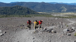 Rescataron a un turista herido en el volcán Lanín de Neuquén