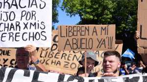 Por el comisario que no quiso exponer a sus compañeros, hay reclamo policial en Cinco Saltos