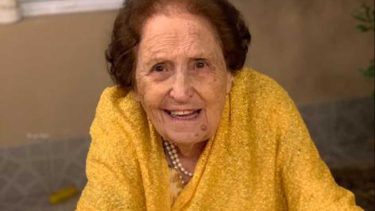 Teresa Musanti cumple 100 años y es una de las más fieles lectoras de “Río Negro”.-