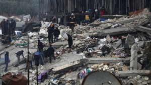 Video: así se derrumbó un edificio durante el segundo terremoto mortal en Turquía