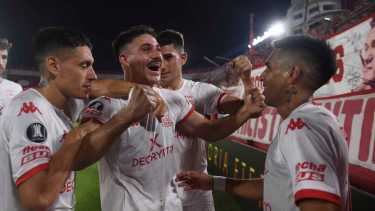 Huracán derrotó a Boston River y avanzó a la siguiente fase de la Copa Libertadores