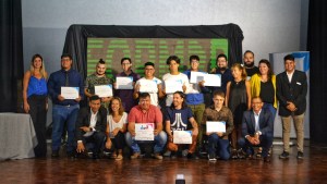 Jóvenes de Neuquén finalizaron un curso de programación de la mano de una petrolera