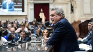 Rossi en su primer informe de gestión en Diputados: «Conviven cuatro crisis en el país»