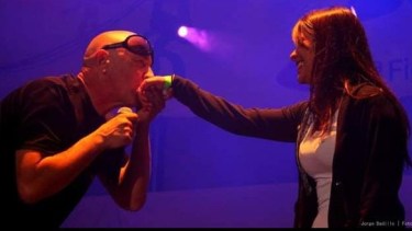 Alejandra Pino de Cipolletti junto a La Mosca en una edición de la fiesta de la Actividad Física.
