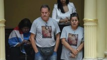Imagen de Escándalo en el Senado: abuelos de Lucio Dupuy critican a senadores opositores por no tratar ley contra violencia en la niñez
