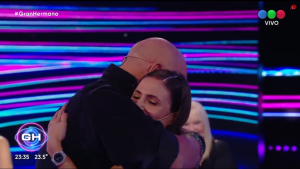 Gran Hermano: Romina se abrazó con Alfa y discutió con otros excompañeros