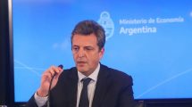 Imagen de Posturas dispares por el nuevo canje de deuda del Ministerio de Economía