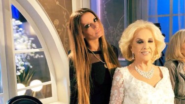 Natacha Jaitt estuvo en la mesa de Mirtha Legrand, en 2018, donde sacó a la luz las supuestas vinculaciones de famosos con una red de pedofilia.-