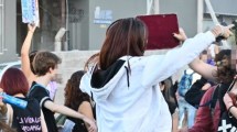 Imagen de Último primer día de clases: con un chico intoxicado por alcohol y un profesor herido, piden que se de aviso de los festejos en Neuquén