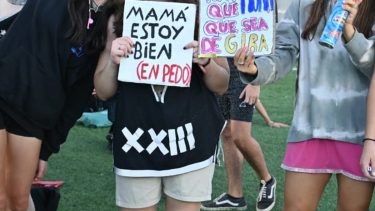 La nueva modalidad de festejo por el último primer día de clases en Neuquén: alquilar salones privados