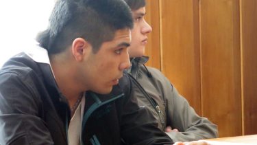 Jonathan Parra y José Luis Aguilera fueron condenados en 2015 por un tribunal de Bariloche a 22 años de prisión por el homicidio de Ulises Paillalef. (Foto de archivo)
