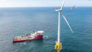 Un país europeo abastecerá plataformas petroleras con energía eólica