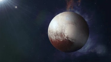 Plutón es el más lento de los planetas del sistema solar, pero el que marca el compás, el estilo y los temas de las distintas épocas.-