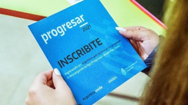 Las becas Progresar permiten el acceso al estudio a miles de jóvenes de todo el país.-