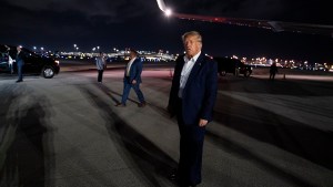 Donald Trump tras la imputación: «Mi incriminación es una persecución política»