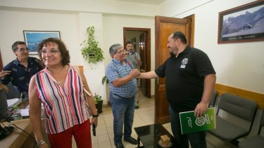 Rosas de UPCN y Vicente de ATE, en el Concejo de la Función Pública que se desarrolla en el Ministerio de Economía. Foto Archivo: Pablo Leguizamon