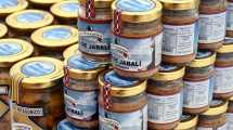 Imagen de Viedma: ¿quién hace estos escabeches de liebre, calamares, ostras, pulpos, jabalíes y vegetales?