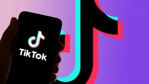 Una nena de 12 años se intoxicó en Córdoba por un reto de TikTok: «Me explotaba la panza»