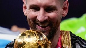 Video: FIFA reveló cómo quedó la Copa del Mundo con el nombre impreso de Argentina