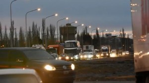 Cipolletti tendrá luminaria led en uno de los ingresos del Tercer puente