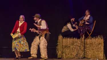 Isaid y Zulema en el prestigioso Festival Nacional de Laborde 2023 - "Fuimos elegidos una de las tres mejores parejas del país", destacaron. Participaron con una cantora y su tañador, en vivo - Foto: Julia Vidal en Laborde 2023.